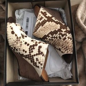 Corso Como Snake Skin Print Heels Wedges Size 8.5
